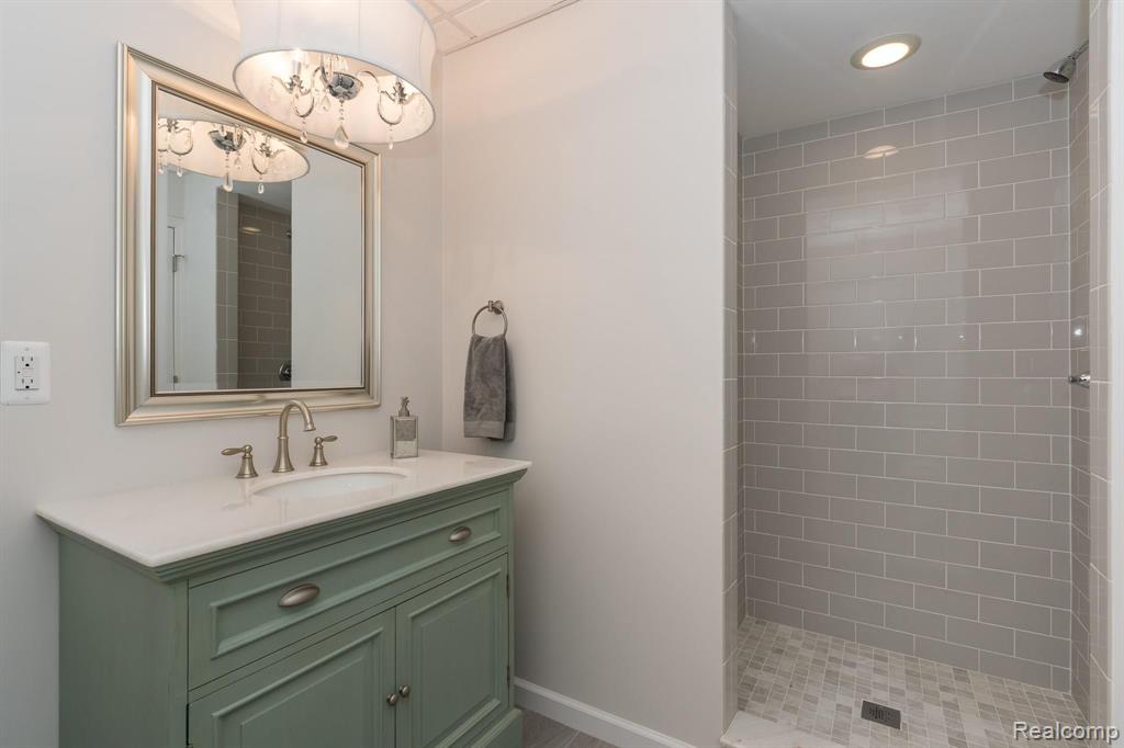 1391 Traceky Drive Rochester Hills, MI 48306 - Photo 45 of 47