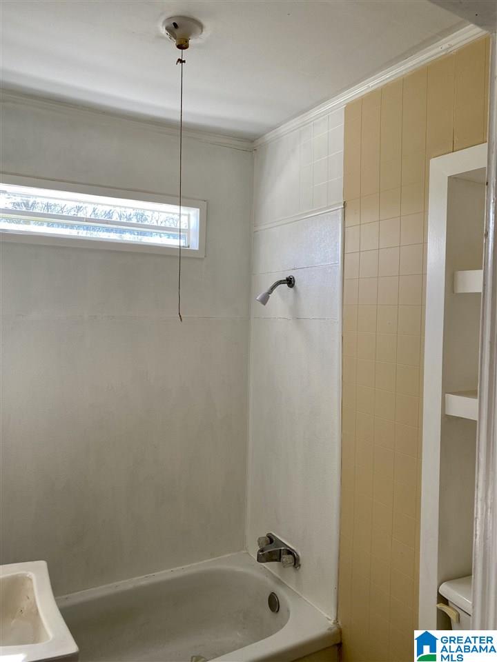 2721 Simpson Street Anniston, AL 36201 - Photo 8 of 22