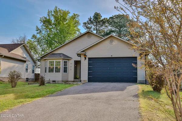 $270,000 | 405 Four Pines Place, Troy, TN 38260