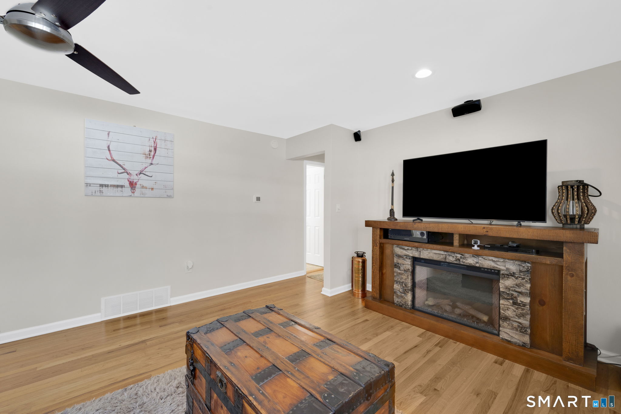 4 Gregory Road Wallingford, CT 06492 - Photo 12 of 34