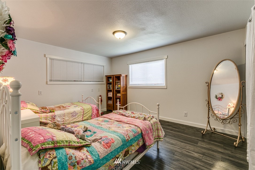 1346 Kamm Road Lynden, WA 98264 - Photo 15 of 25 Gallery Image 15