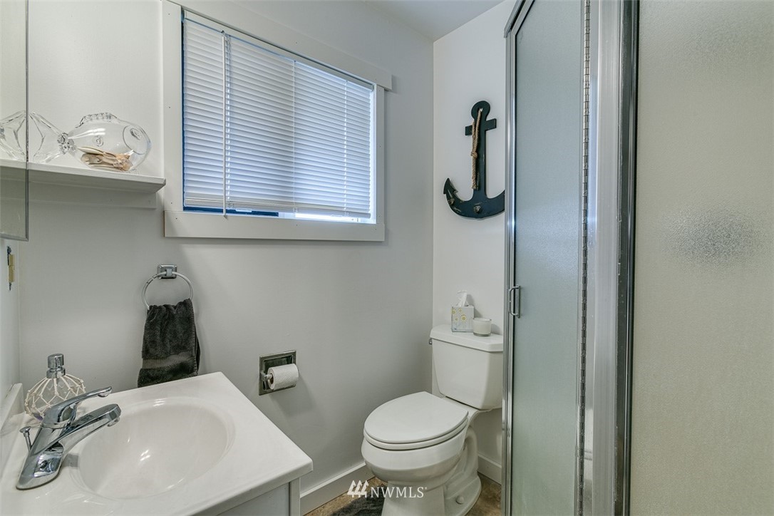 1346 Kamm Road Lynden, WA 98264 - Photo 18 of 25 Gallery Image 18