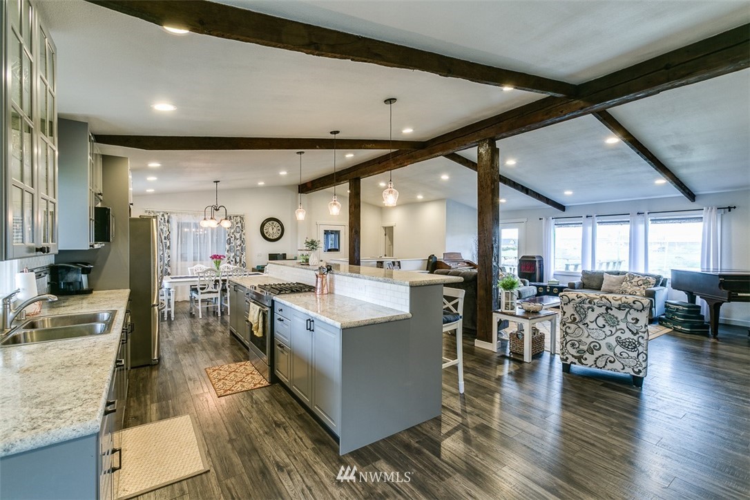 1346 Kamm Road Lynden, WA 98264 - Photo 6 of 25 Gallery Image 6