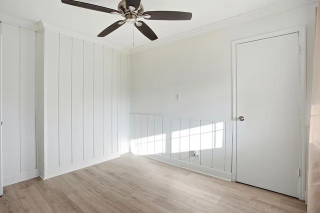 a view of empty room and window