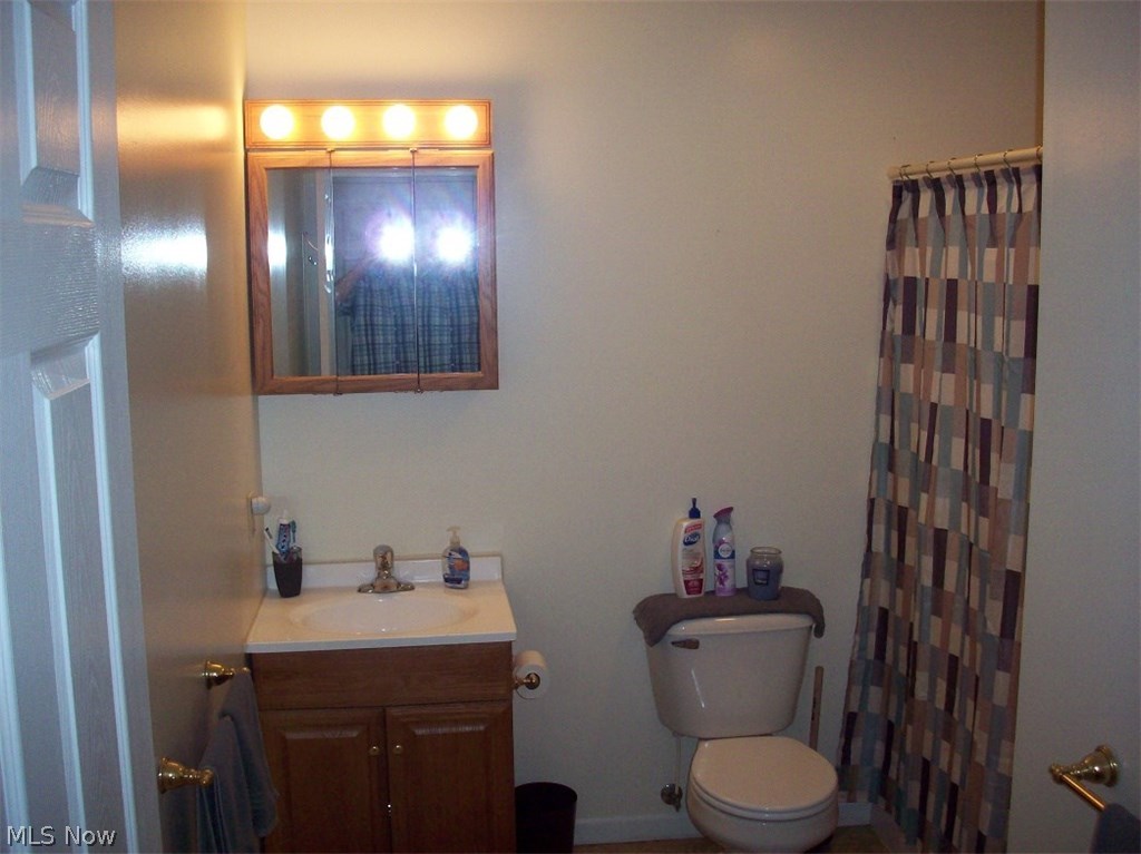 2250 Center Road Ashtabula, OH 44004 - Photo 6 of 14
