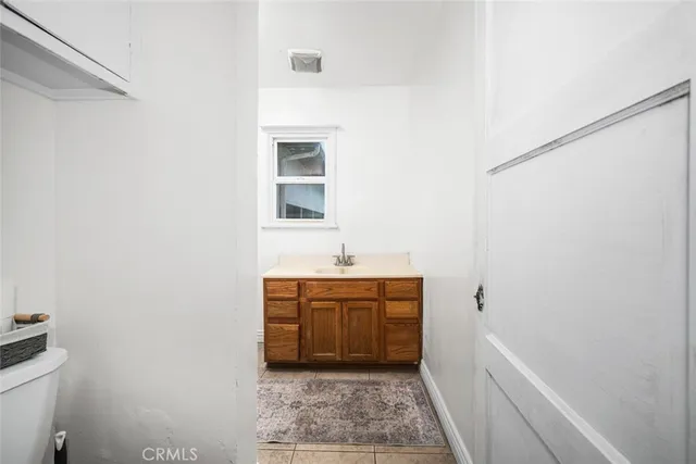 $619,000 | 2309 East Killen Court, Compton, CA 90221