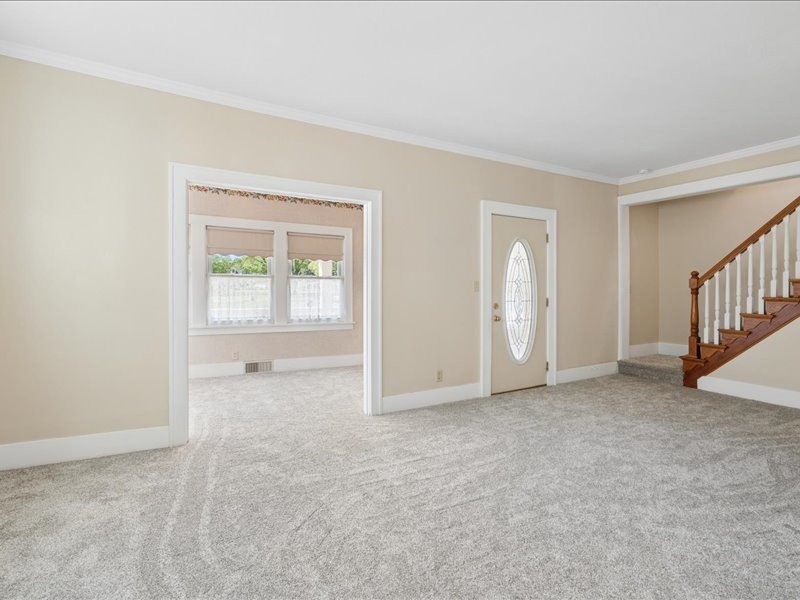 2206 6th Street Moline, IL 61265 - Photo 5 of 36