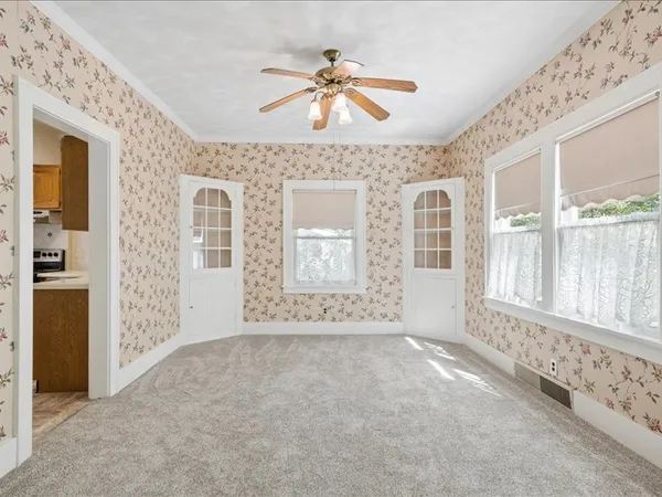 $197,500 | 2206 6th Street, Moline, IL 61265