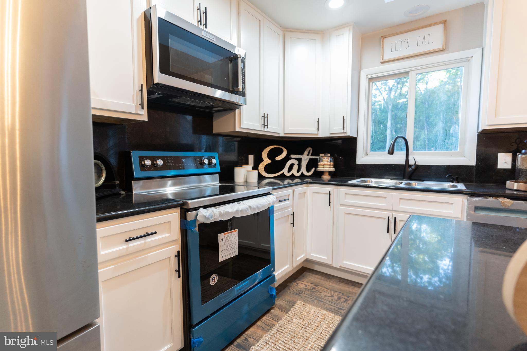 604 Utterback Store Road Great Falls, VA 22066 - Photo 31 of 64