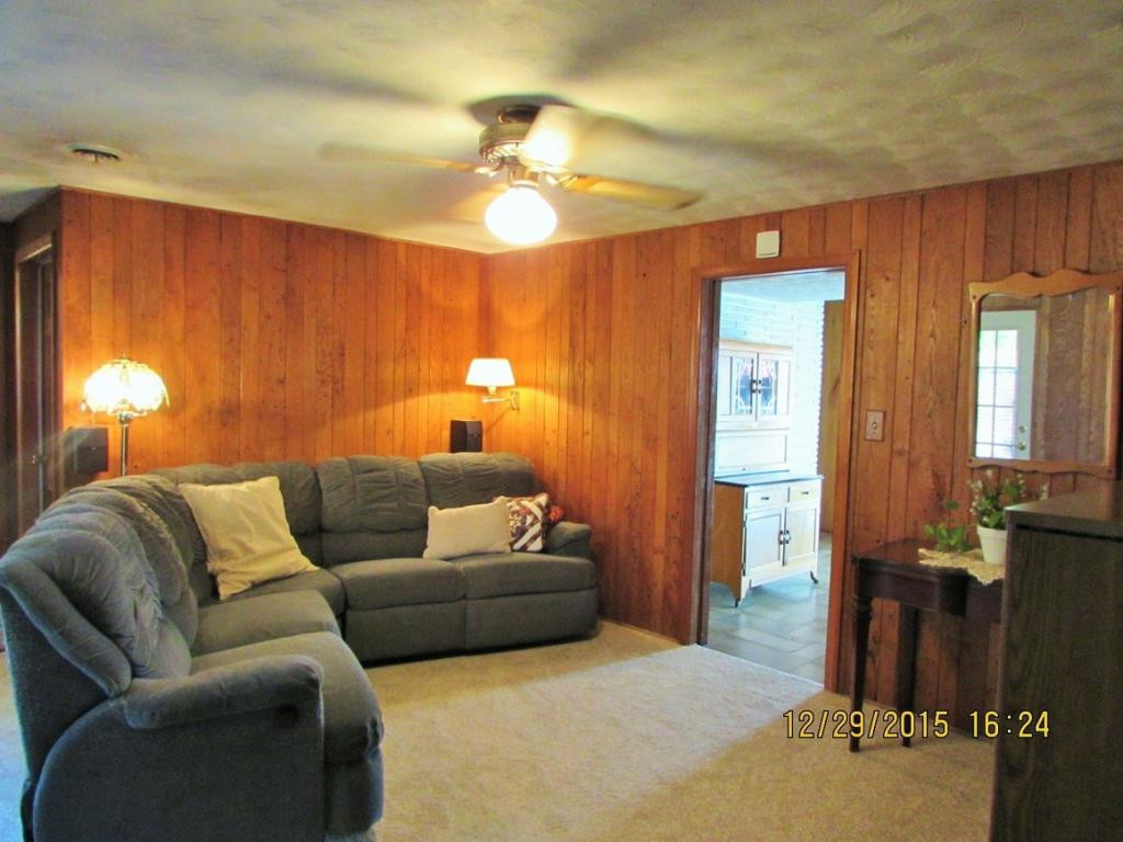 343 Broad Street Erwin, TN 37650 - Photo 9 of 24 Photo 9