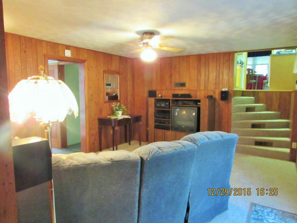343 Broad Street Erwin, TN 37650 - Photo 10 of 24 Photo 10