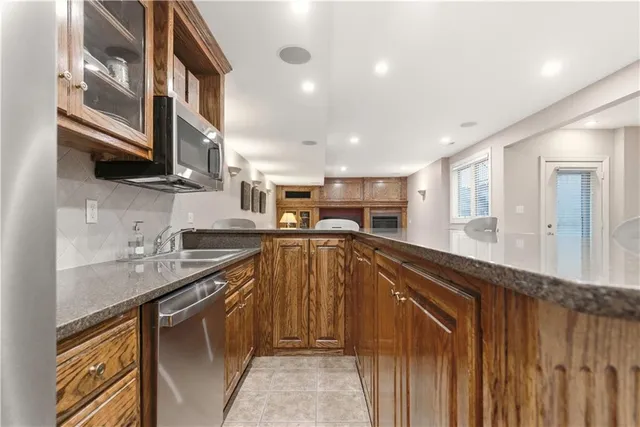 $850,000 | 12302 West 139th Terrace, Overland Park, KS 66221