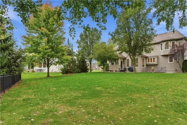$850,000 | 12302 West 139th Terrace, Overland Park, KS 66221