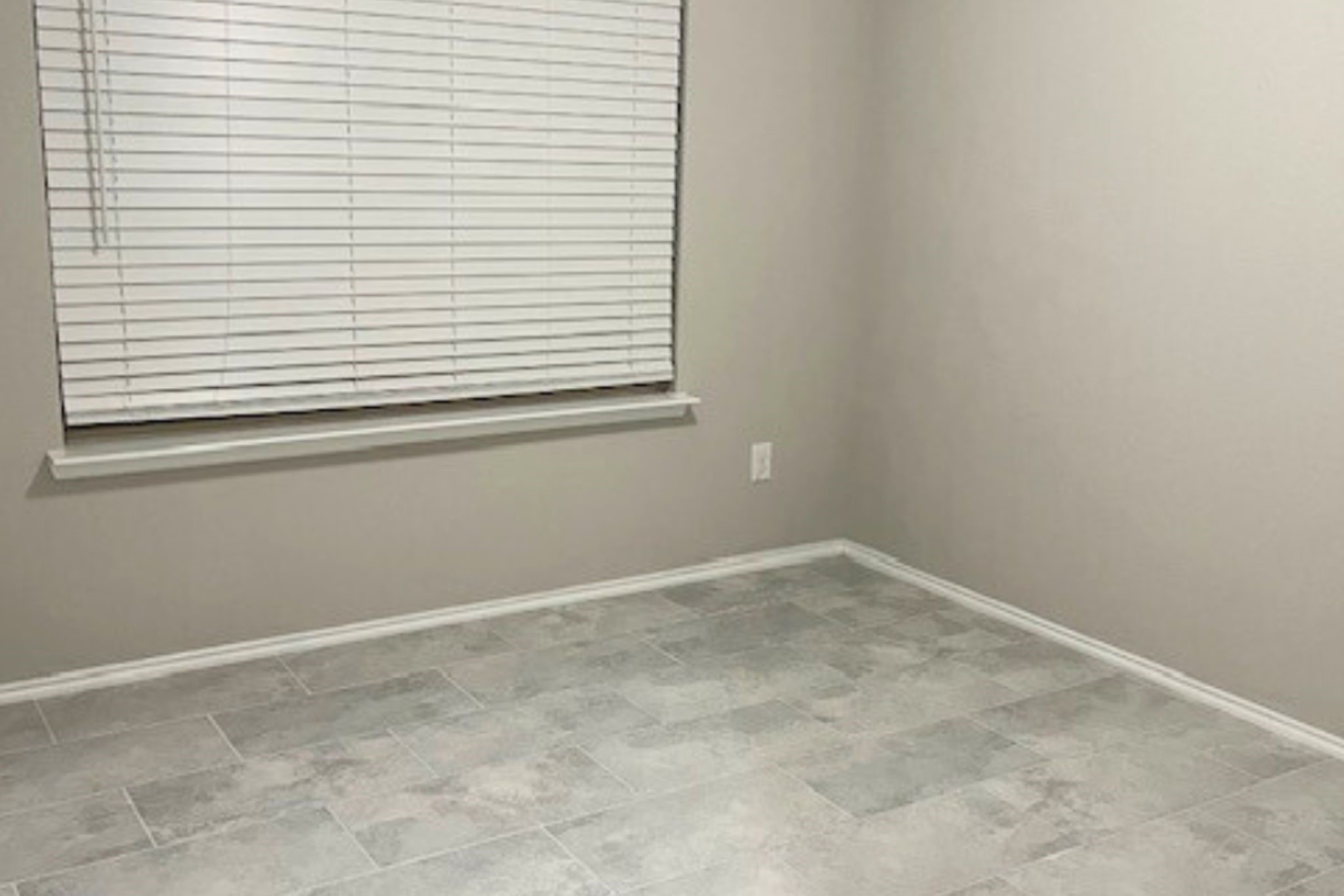 8310 Rose Petals Lane Rosharon, TX 77583 - Photo 16 of 37 Another view of front bedroom