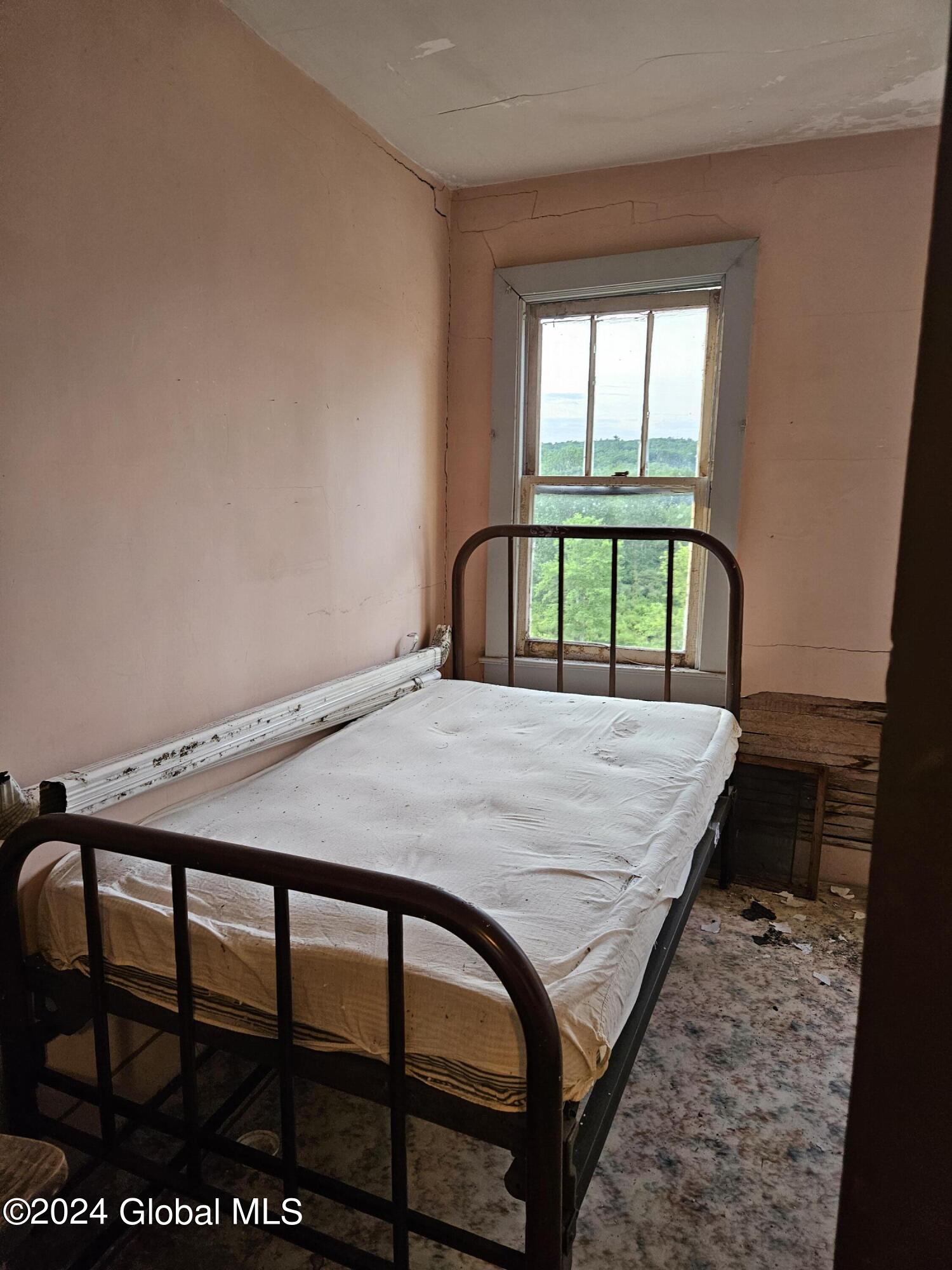 237 Glen Wild Road Thompson, NY 12775 - Photo 24 of 51 3rd Flr Rm 3