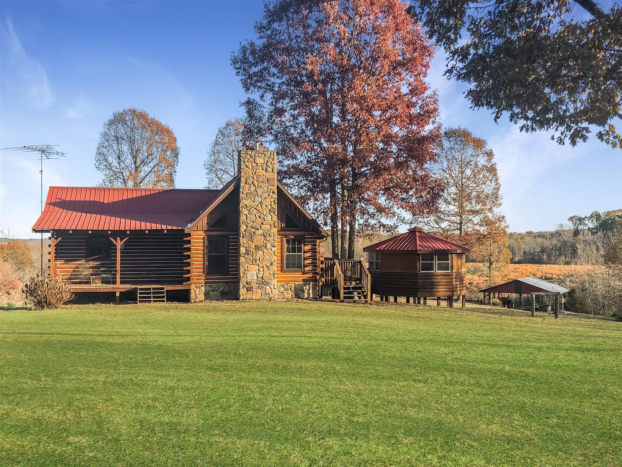 121 Edenway Road Dover, TN 37058 - Photo 1 of 24 Welcome to 121 Edenway Rd.
