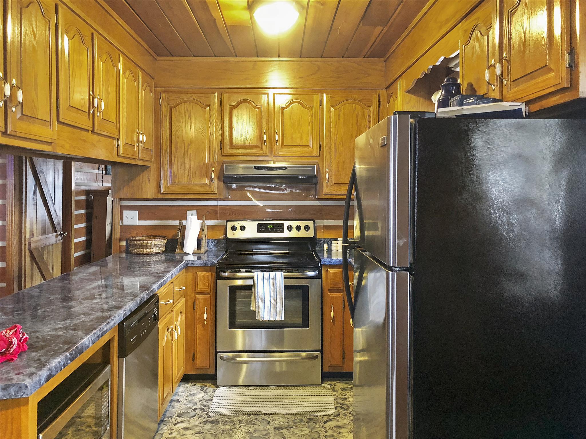 121 Edenway Road Dover, TN 37058 - Photo 7 of 24 Kitchen is open to great room