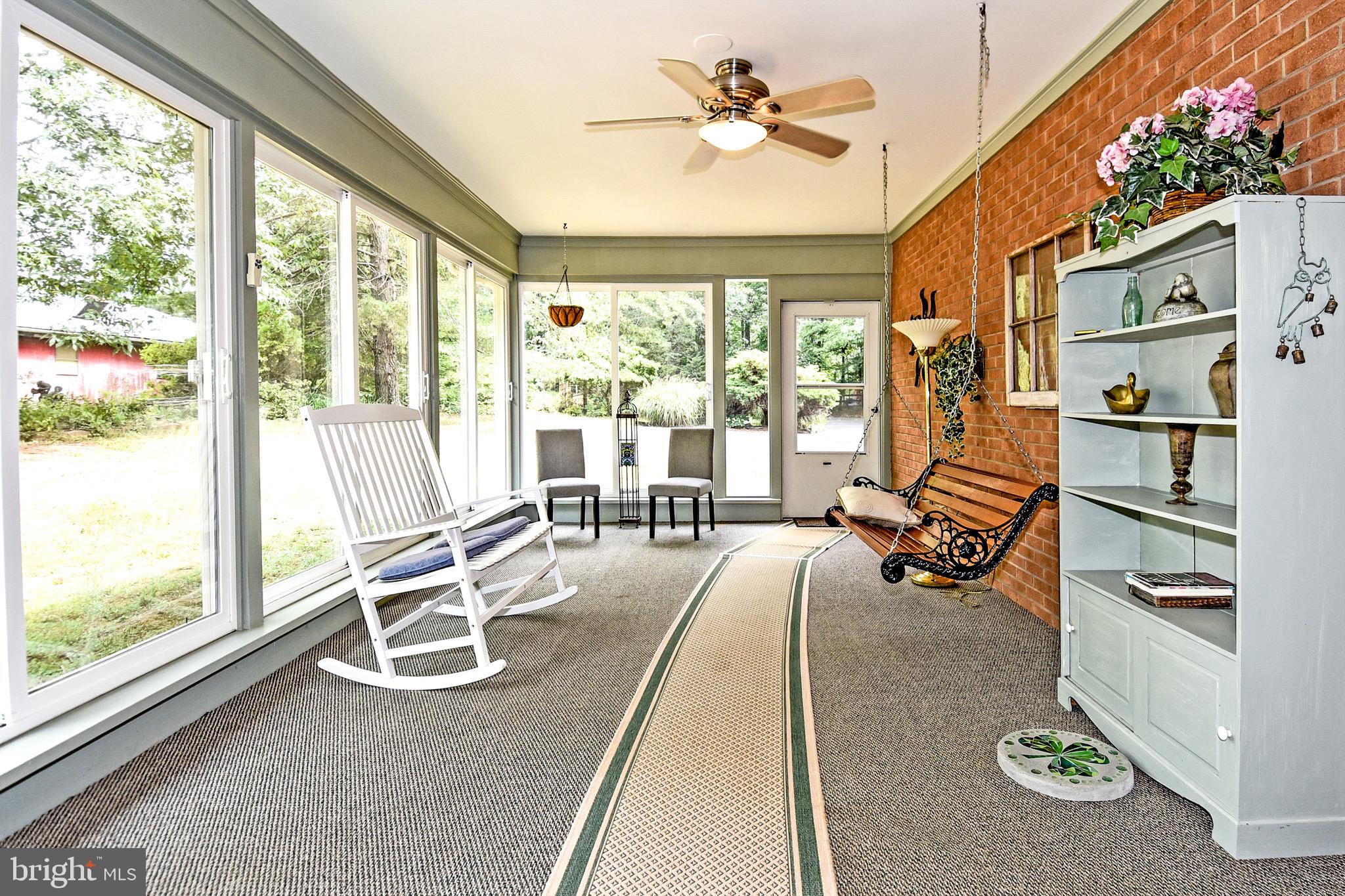 7074 Riley Road Warrenton, VA 20187 - Photo 9 of 48 Gallery Image 9