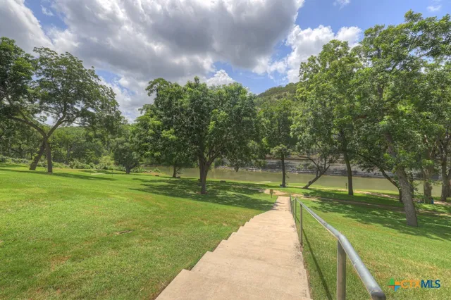 $499,000 | 540 River Run, Unit 305, New Braunfels, TX 78132