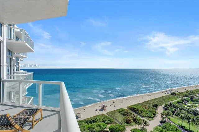 $4,700 | 6515 Collins Avenue, Unit 1806, Miami Beach, FL 33141