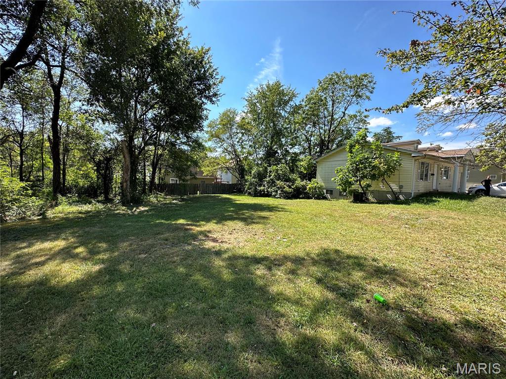 318 Chicago Street St. Louis, MO 63122 - Photo 3 of 6