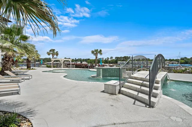 $374,000 | 199 Waterpoint Court, Unit 304, Conroe, TX 77304