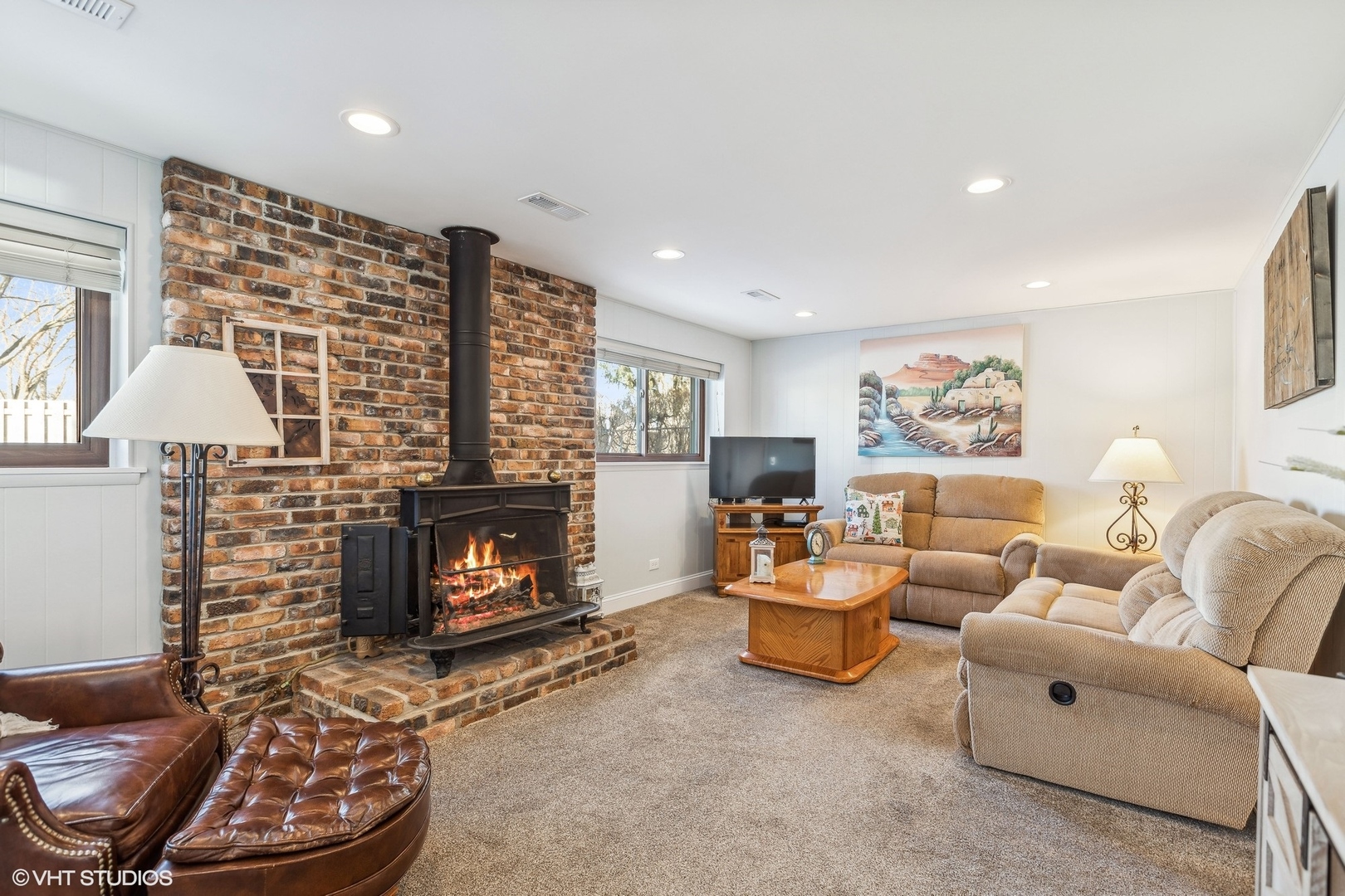 1124 Greenridge Road Buffalo Grove, IL 60089 - Photo 8 of 23 Gallery Image 8
