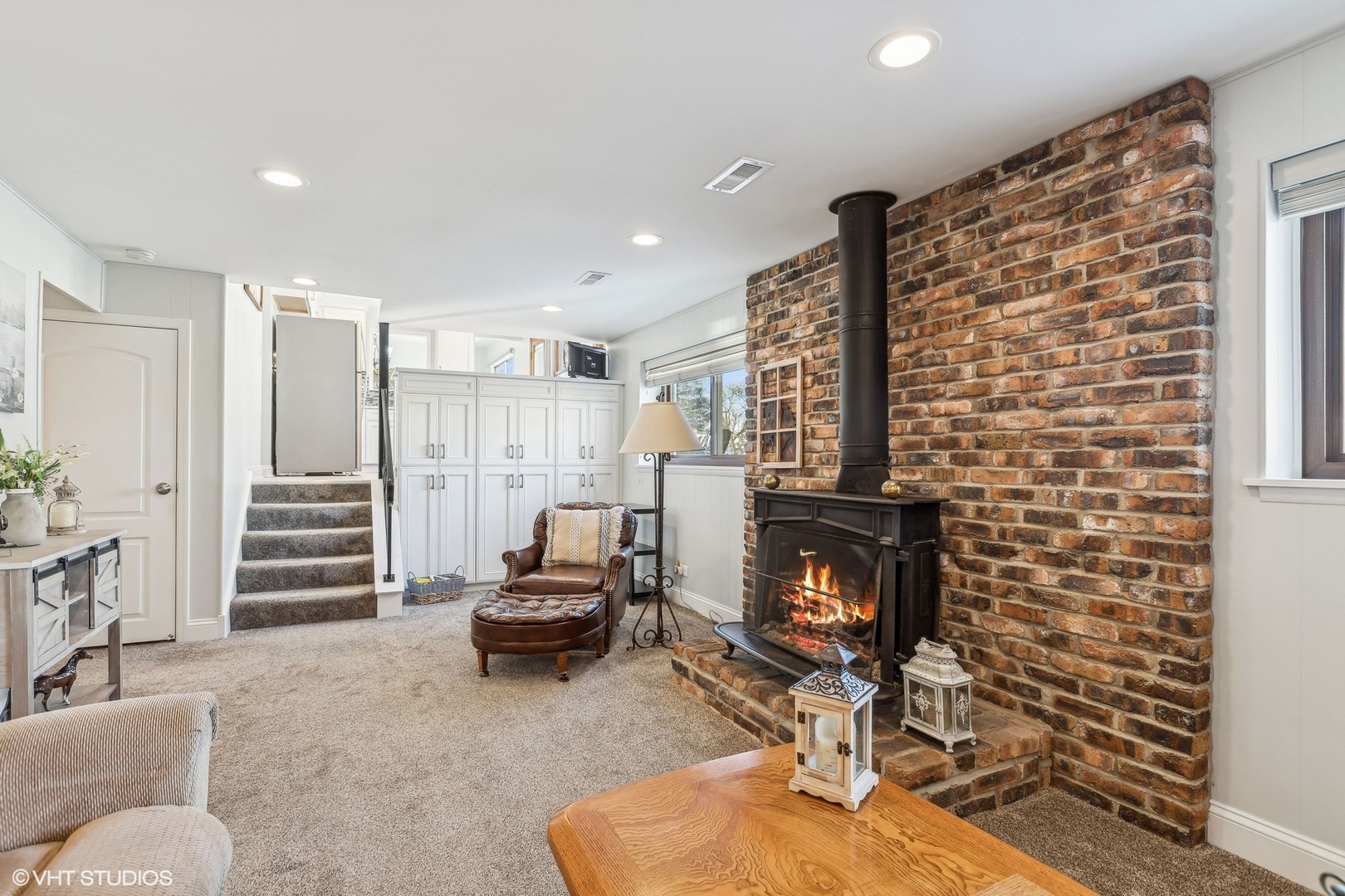 1124 Greenridge Road Buffalo Grove, IL 60089 - Photo 9 of 23 Gallery Image 9