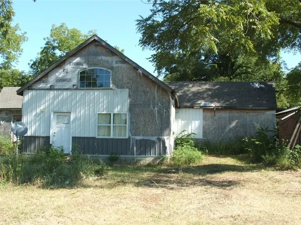 $84,900 | 1523 Bridge Street, Humboldt, KS 66748