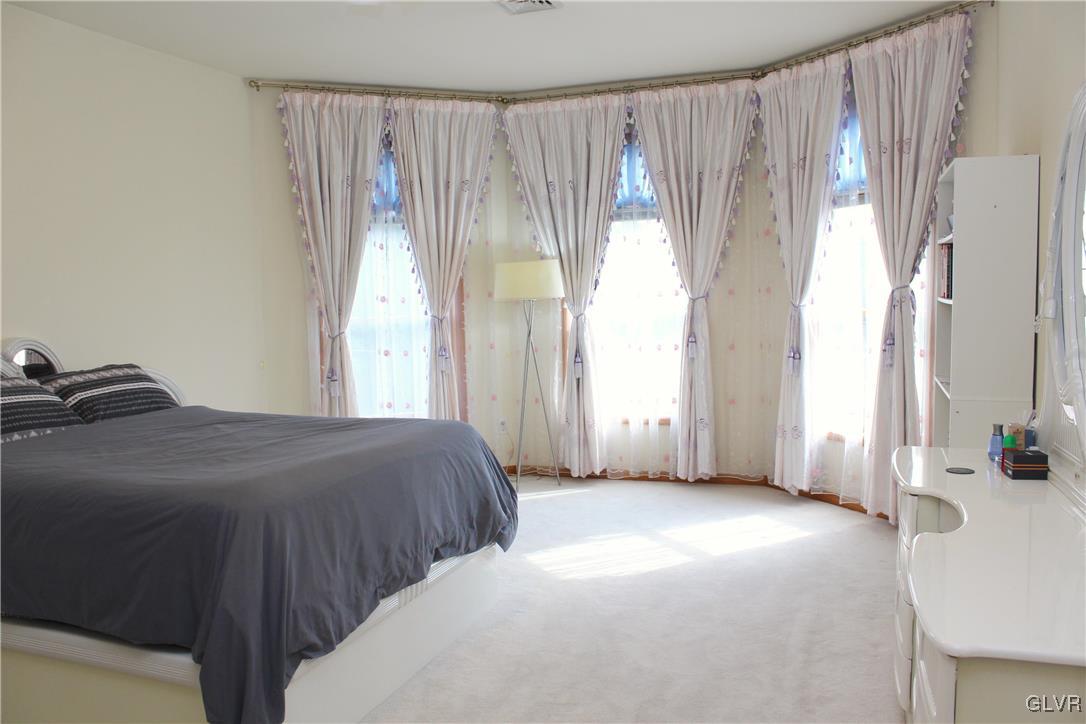 306 Edgemont Road Stroudsburg, PA 18360 - Photo 17 of 34 Gallery Image 17