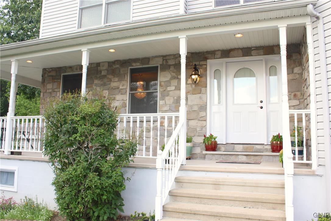 306 Edgemont Road Stroudsburg, PA 18360 - Photo 2 of 34 Gallery Image 2