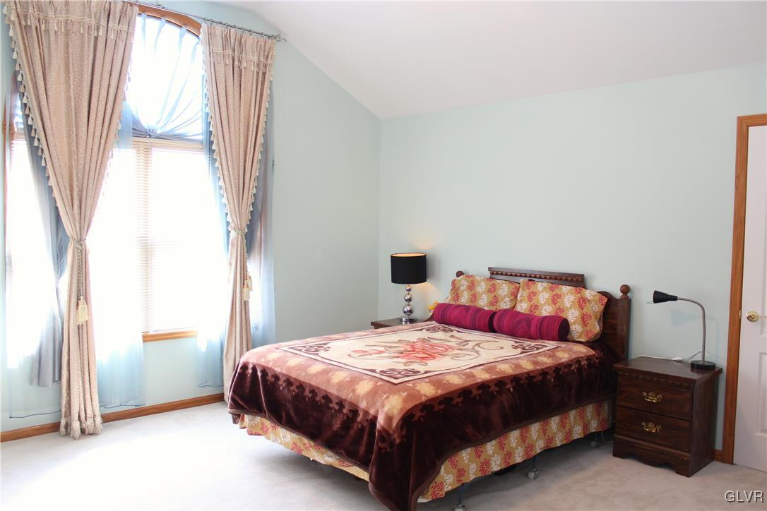 306 Edgemont Road Stroudsburg, PA 18360 - Photo 22 of 34 Gallery Image 22