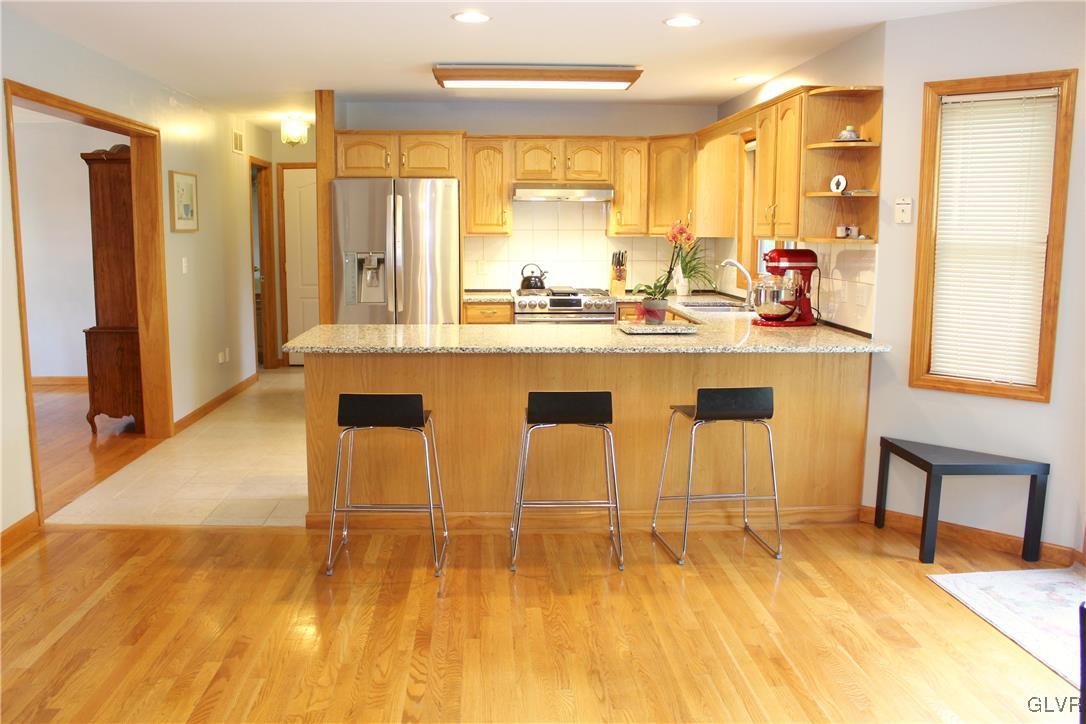 306 Edgemont Road Stroudsburg, PA 18360 - Photo 7 of 34 Gallery Image 7