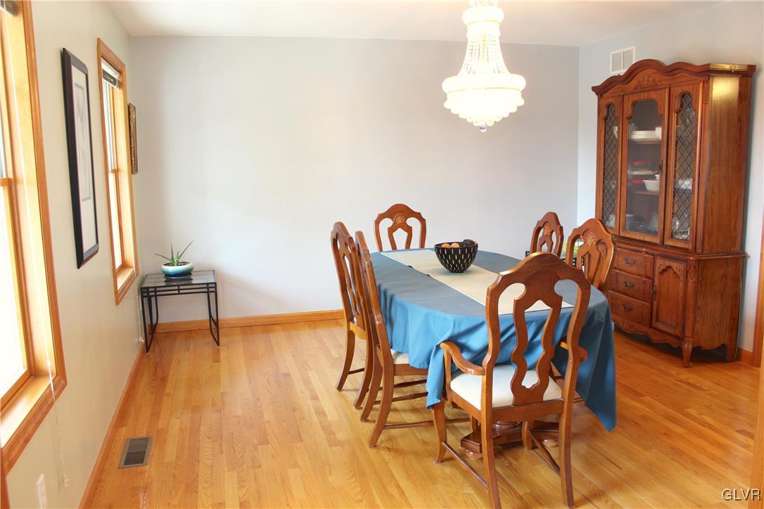 306 Edgemont Road Stroudsburg, PA 18360 - Photo 10 of 34 Gallery Image 10
