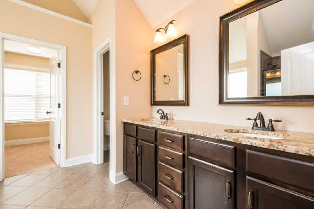 11 Rossview Road Clarksville, TN 37043 - Photo 7 of 19 Gallery Image 7