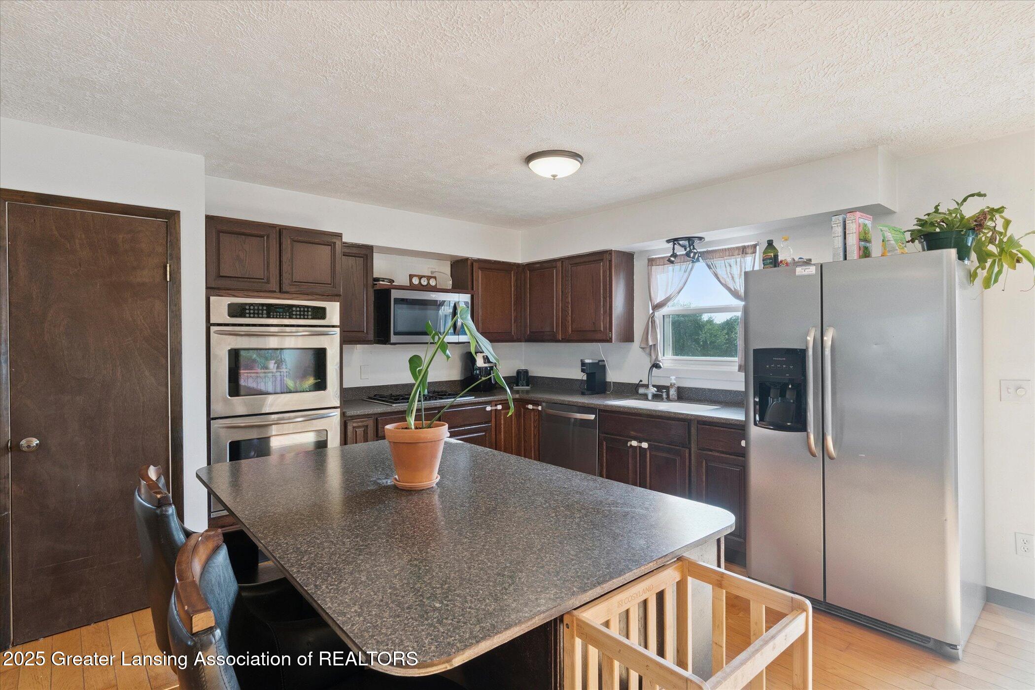 4787 South St Clair Road St. Johns, MI 48879 - Photo 10 of 56 09-4787-S-St-Clair-Rd-St-Johns-MI-48879-