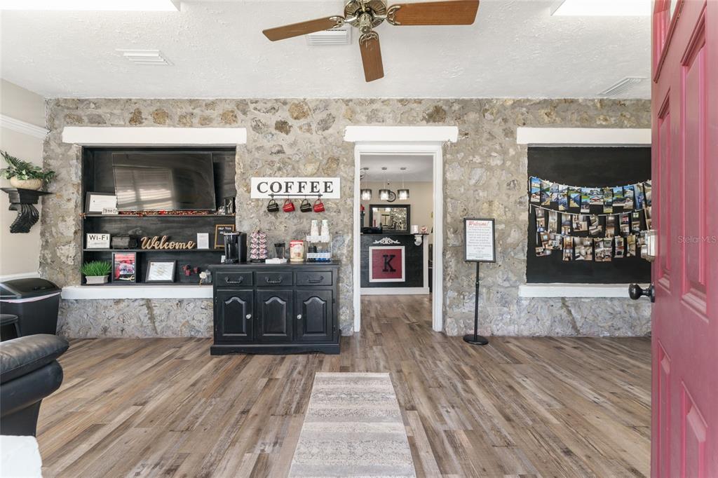 3132 Northeast Jacksonville Road Ocala, FL 34479 - Photo 5 of 93