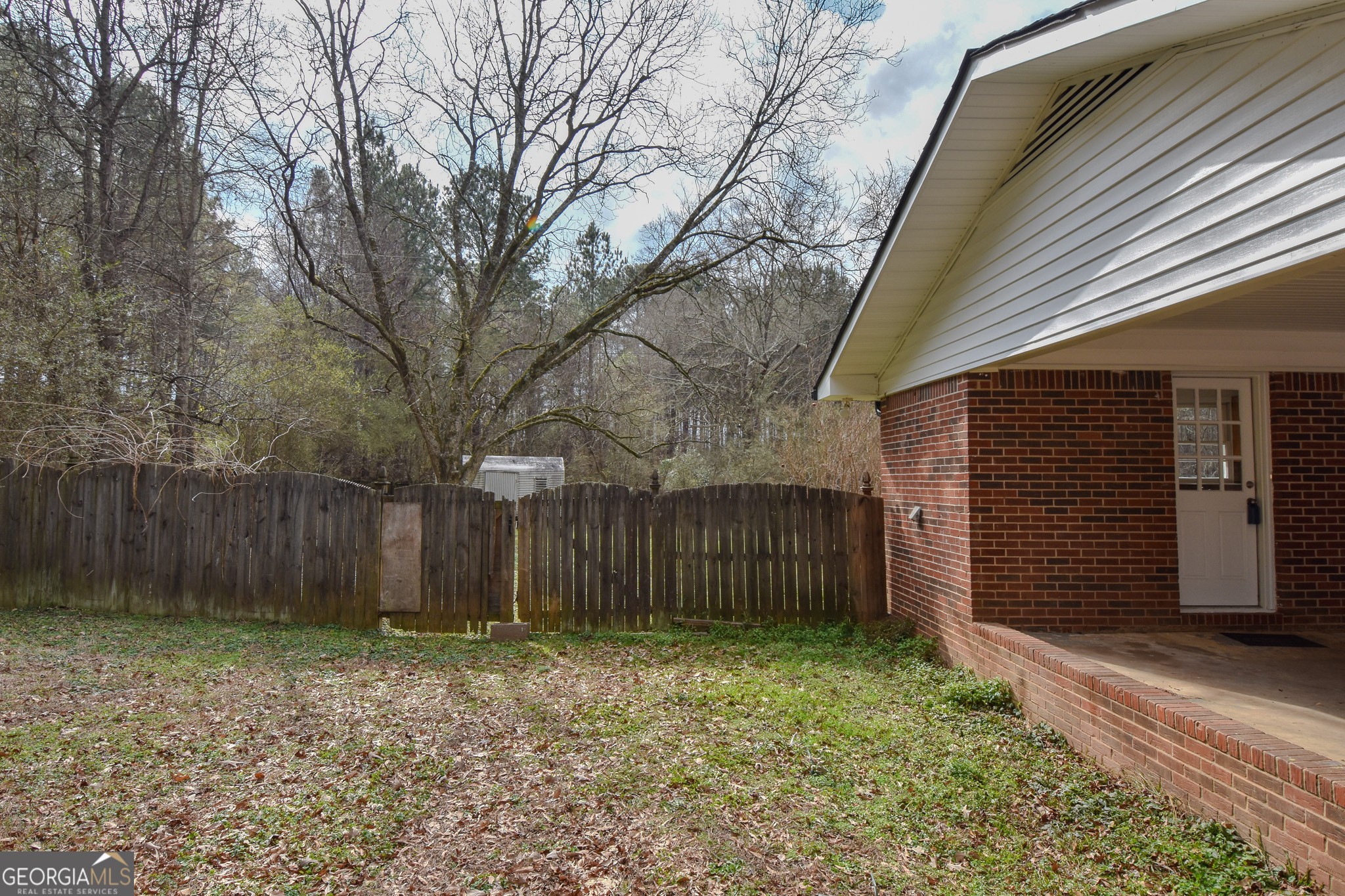 550 Gresham Road Zebulon, GA 30295 - Photo 4 of 39