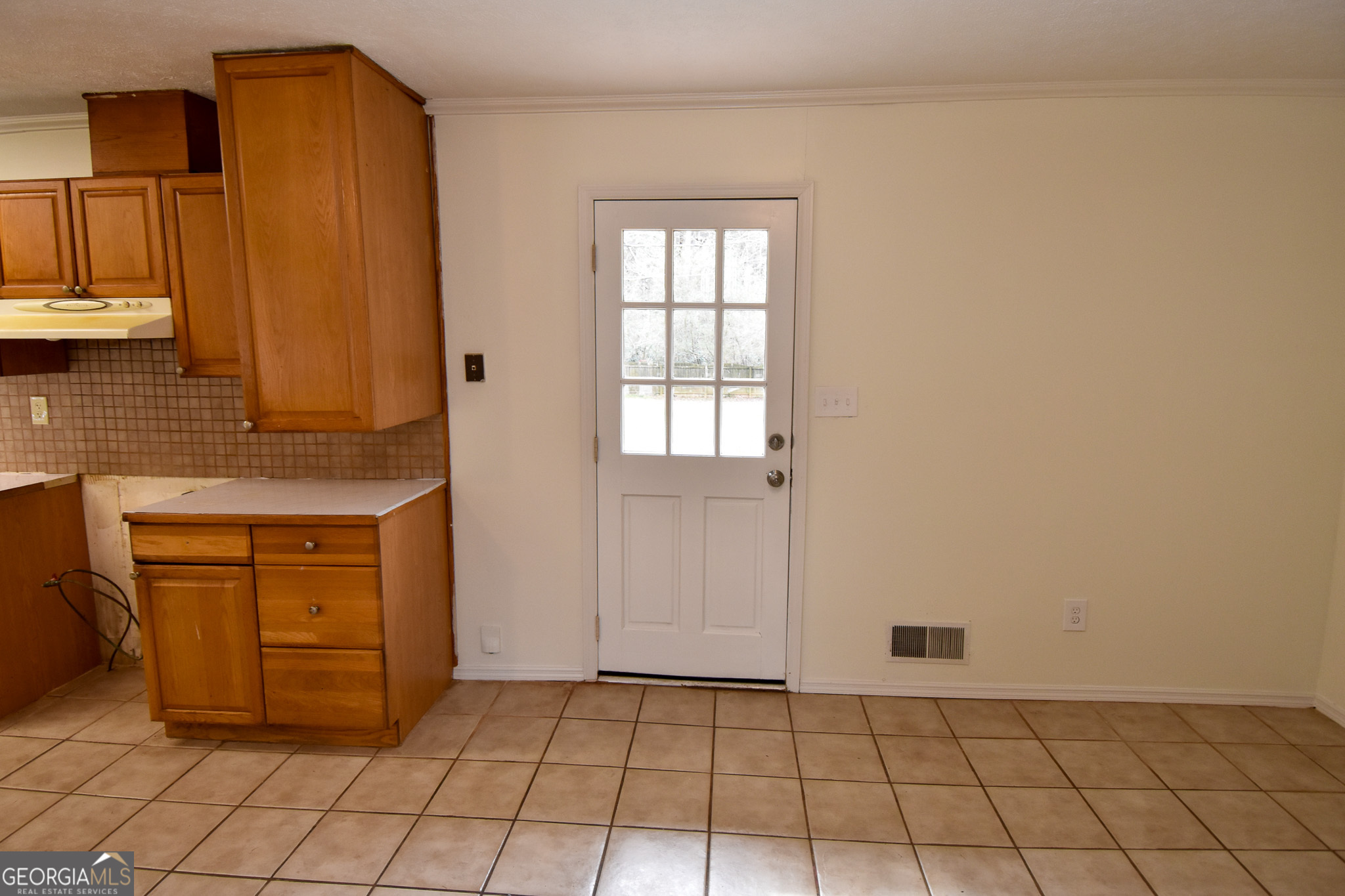 550 Gresham Road Zebulon, GA 30295 - Photo 9 of 39