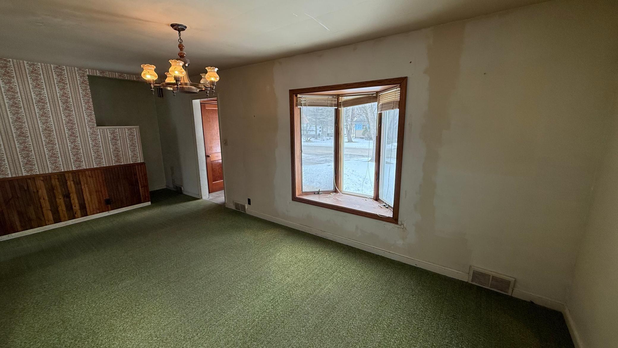 1504 7 1/2 Street Southwest Willmar, MN 56201 - Photo 9 of 21