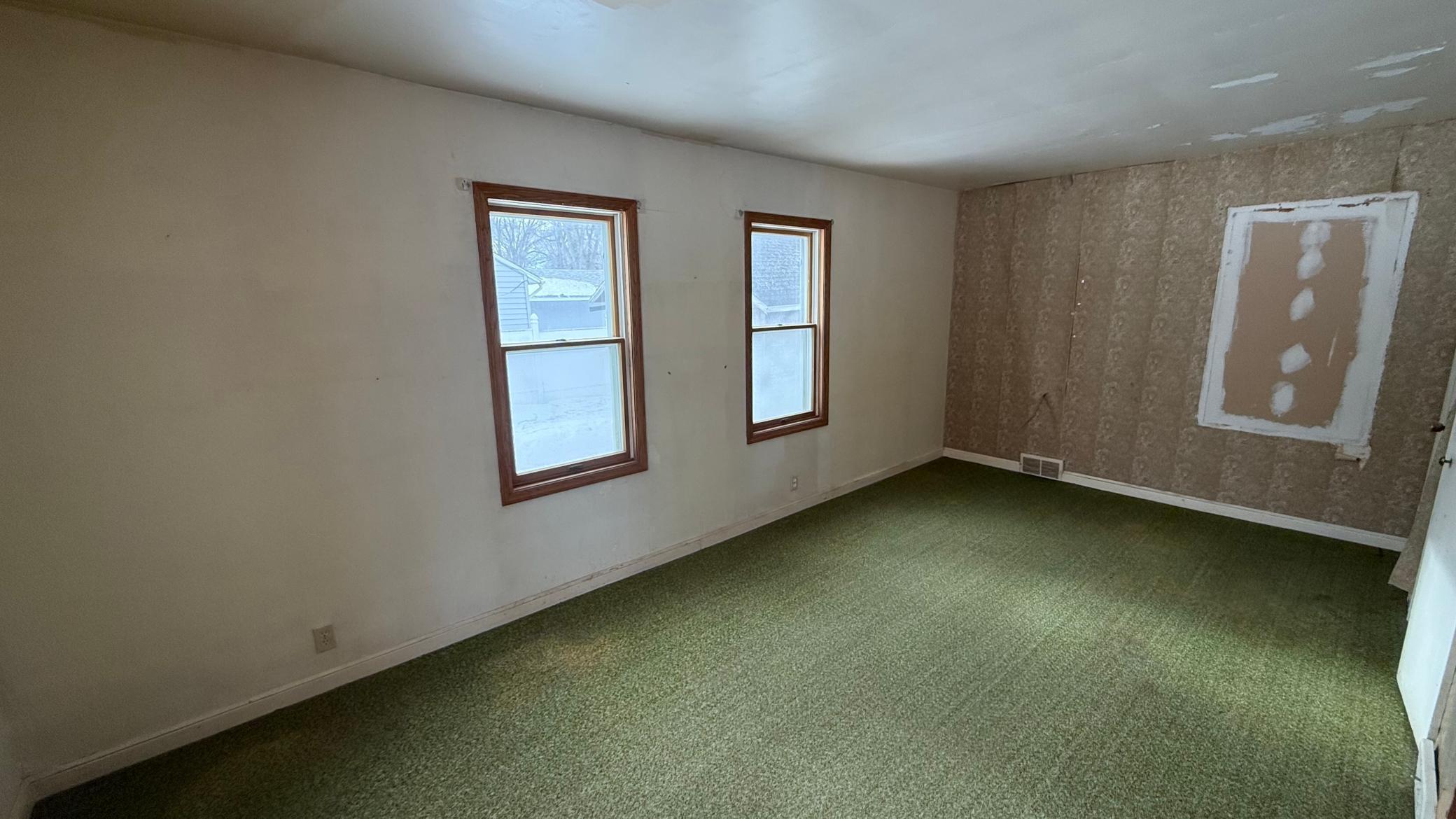 1504 7 1/2 Street Southwest Willmar, MN 56201 - Photo 10 of 21