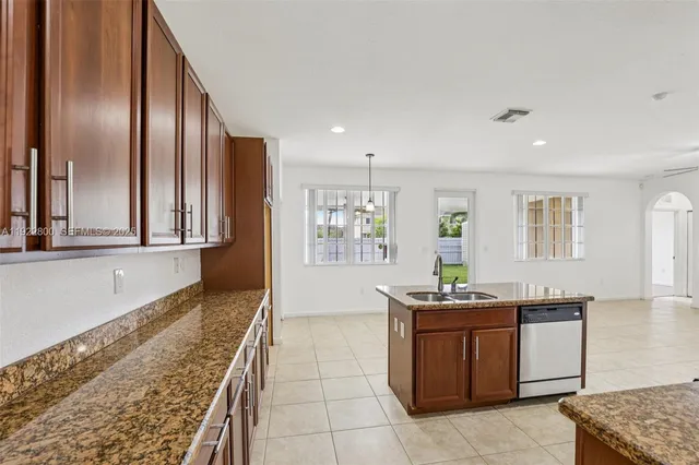 $599,900 | 14014 Southwest 276th Way, Homestead, FL 33032