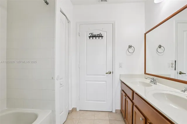 $599,900 | 14014 Southwest 276th Way, Homestead, FL 33032