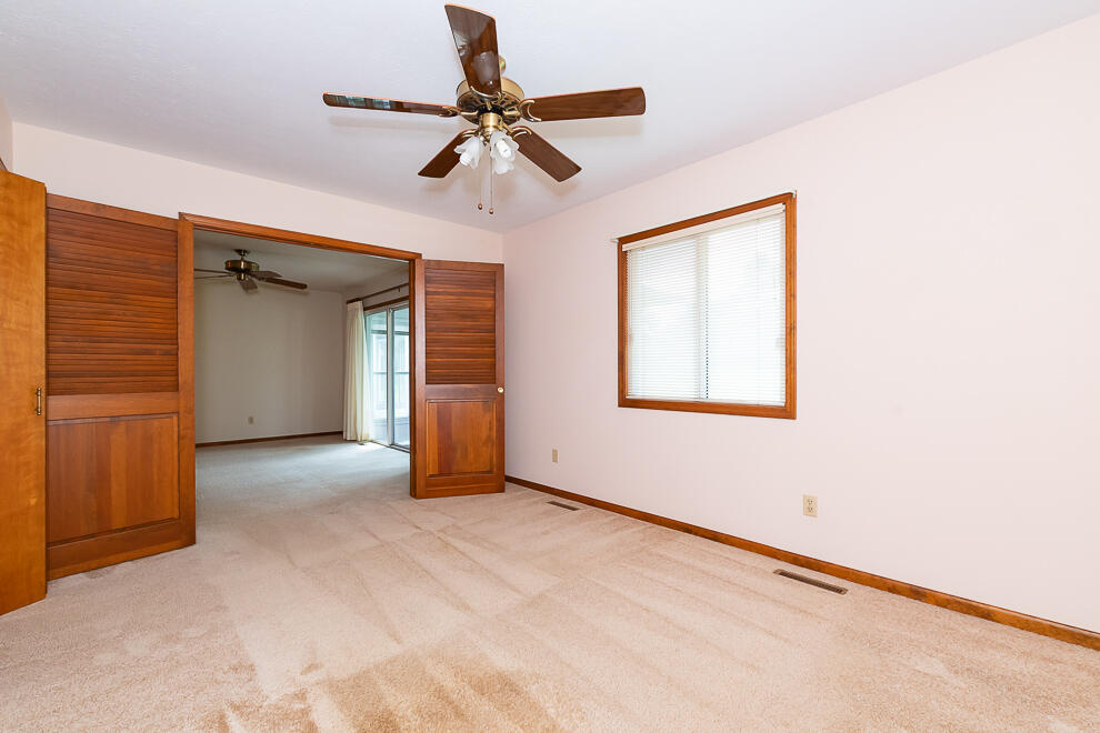 5286 Green Meadow Road Kalamazoo, MI 49009 - Photo 11 of 33 RN5_2271