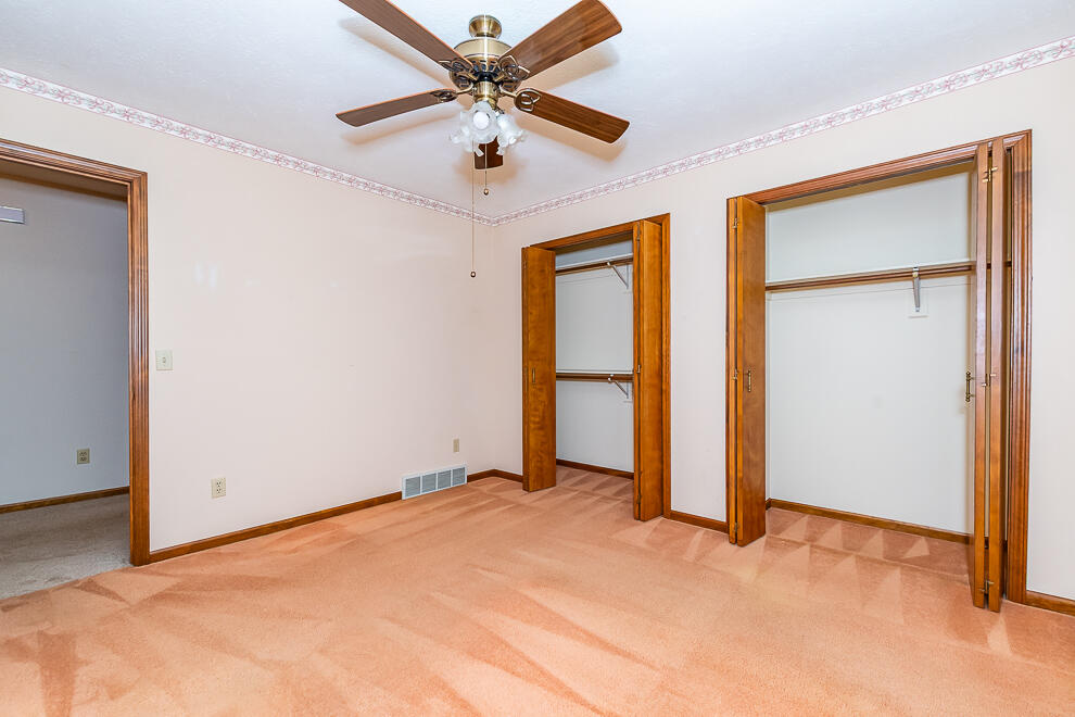 5286 Green Meadow Road Kalamazoo, MI 49009 - Photo 14 of 33 RN5_2275