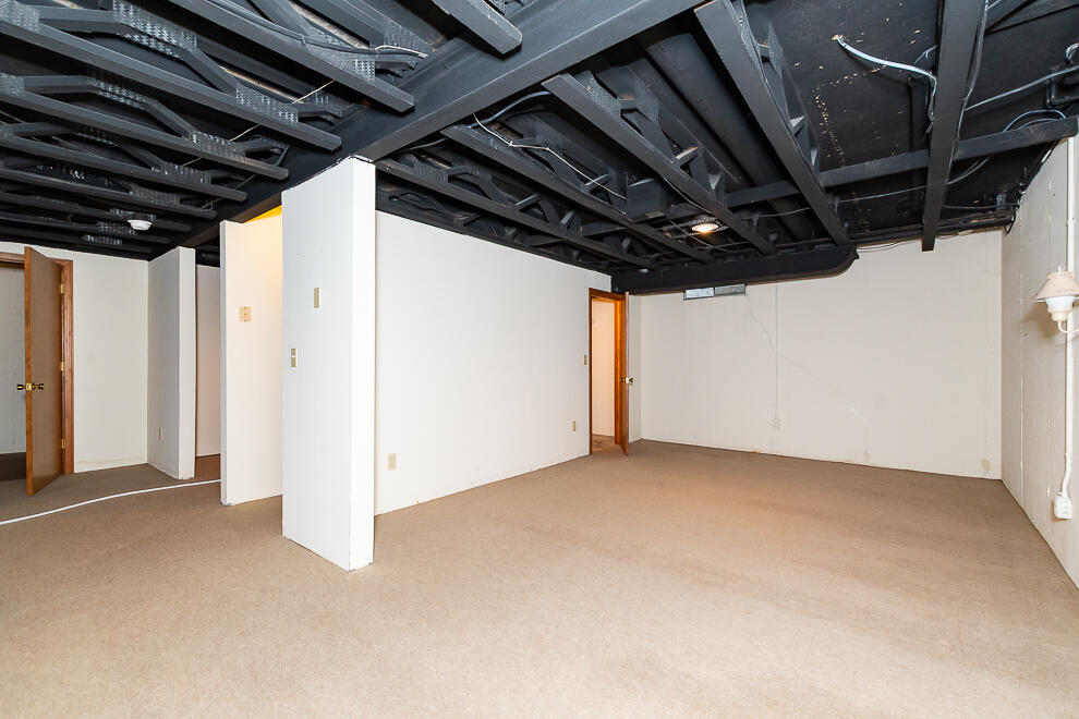 5286 Green Meadow Road Kalamazoo, MI 49009 - Photo 19 of 33 RN5_2279