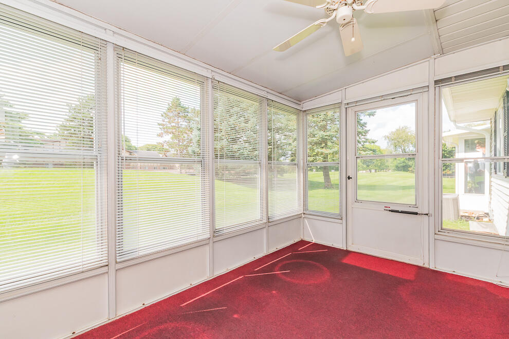 5286 Green Meadow Road Kalamazoo, MI 49009 - Photo 8 of 33 RN5_2267