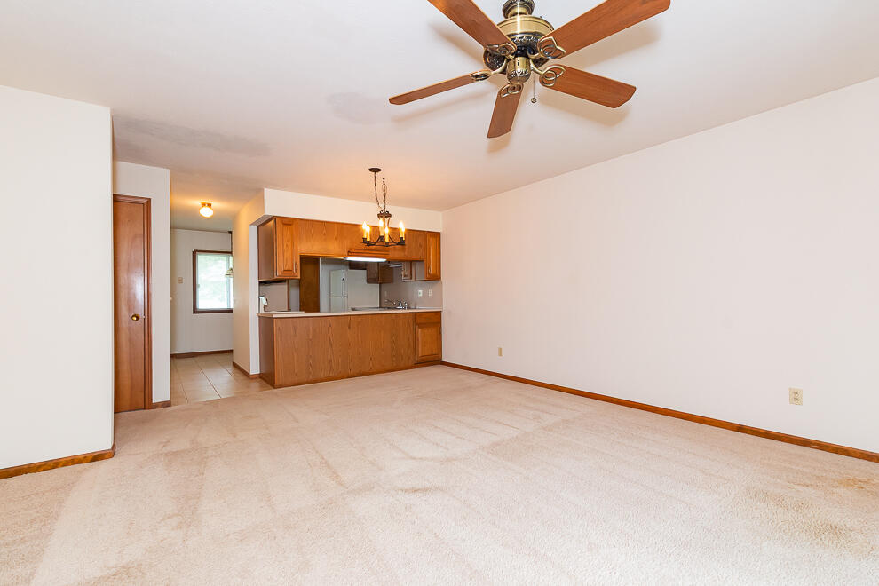 5286 Green Meadow Road Kalamazoo, MI 49009 - Photo 10 of 33 RN5_2278