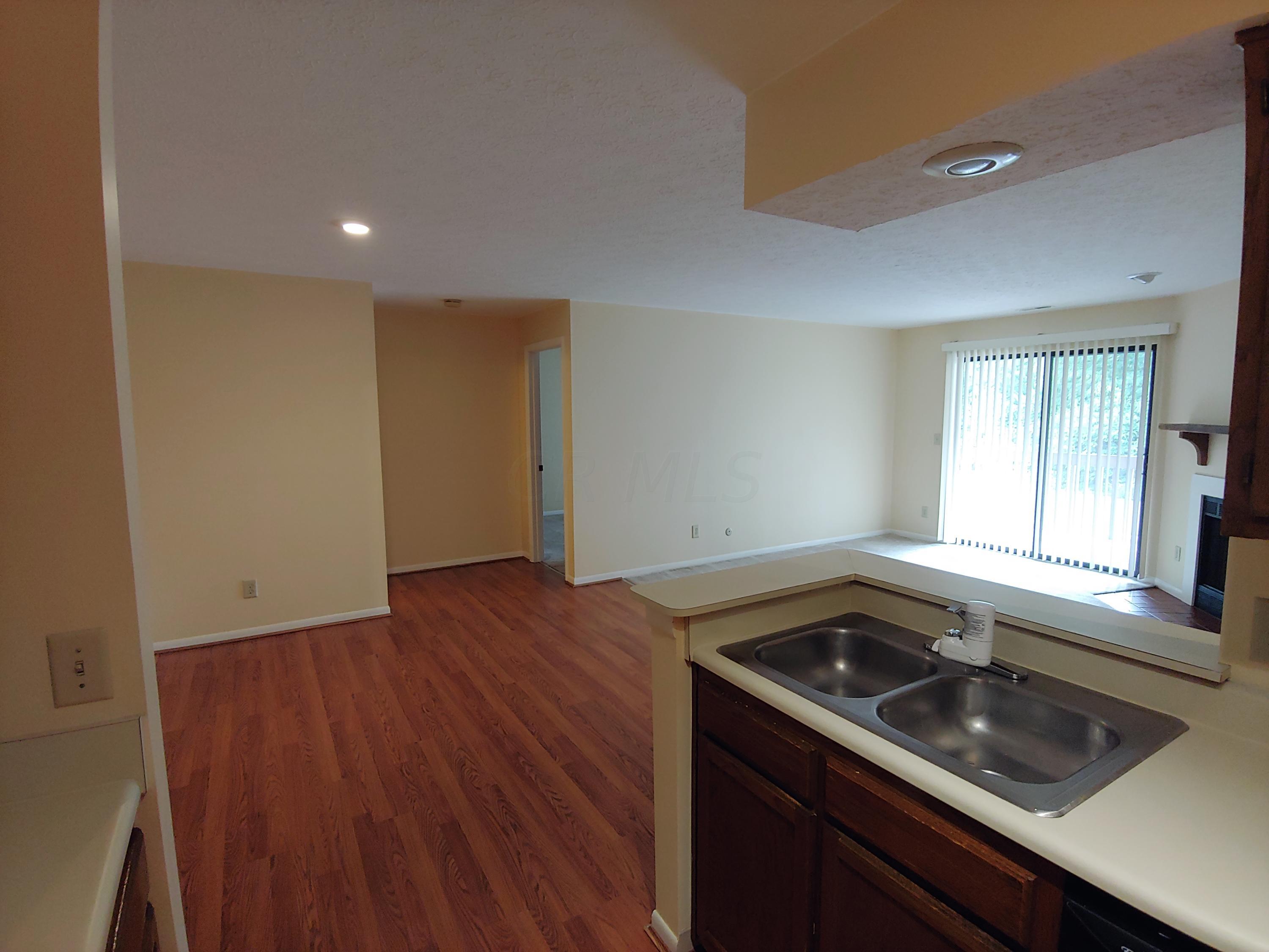 2175 Hedgerow Road, Unit 2175H Columbus, OH 43220 - Photo 10 of 26
