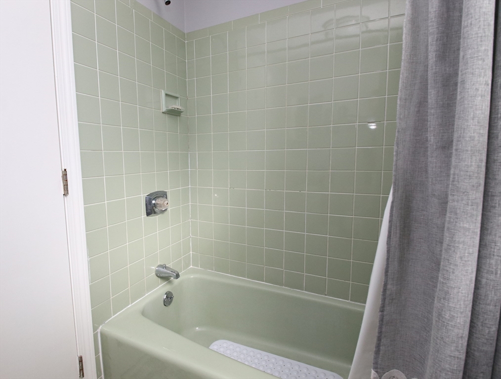 9 Carr Road Saugus, MA 01906 - Photo 35 of 42 Gallery Image 35